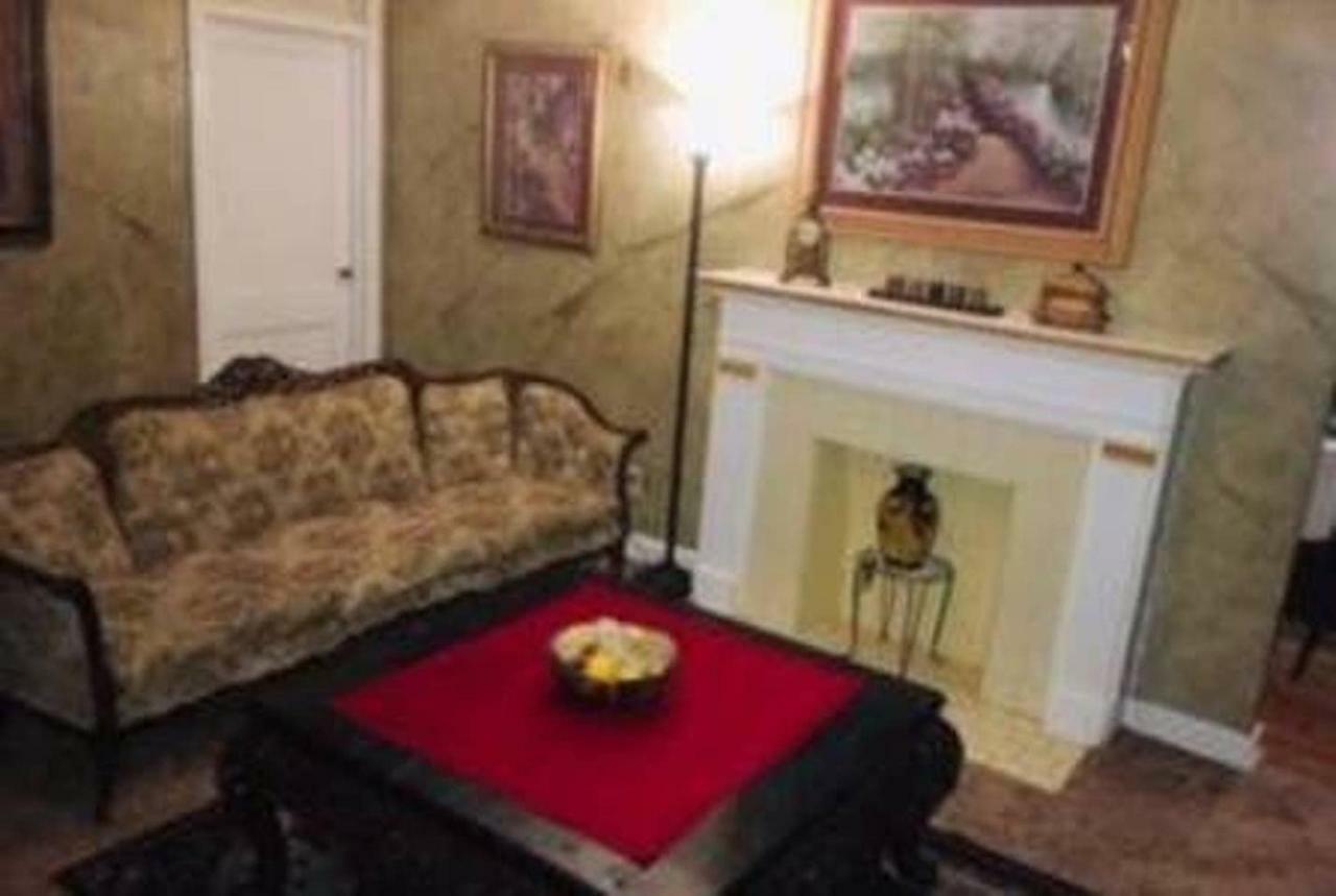 2 Bedroom Sleeps 6 Spacious Luxury Apartment 79 Montgomery Exterior photo